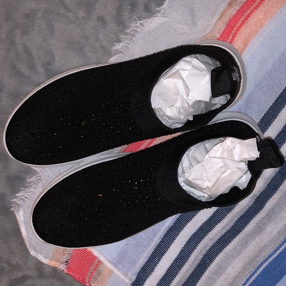 NWT AB Sport Black Jeweled Slip On Sneakers - Picture 2 of 8
